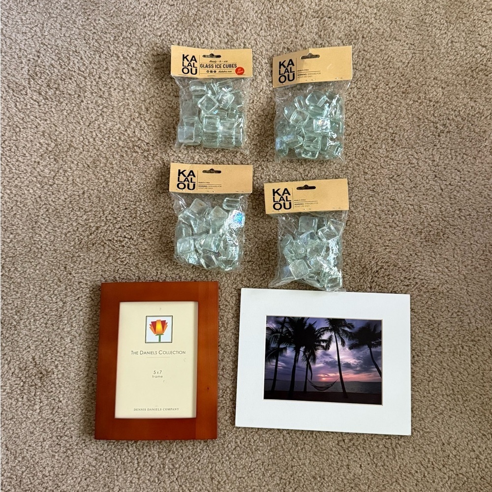 Coastal Home Decor Bundle: 5x7 Wood Frame, Palm Print & Glass Accents